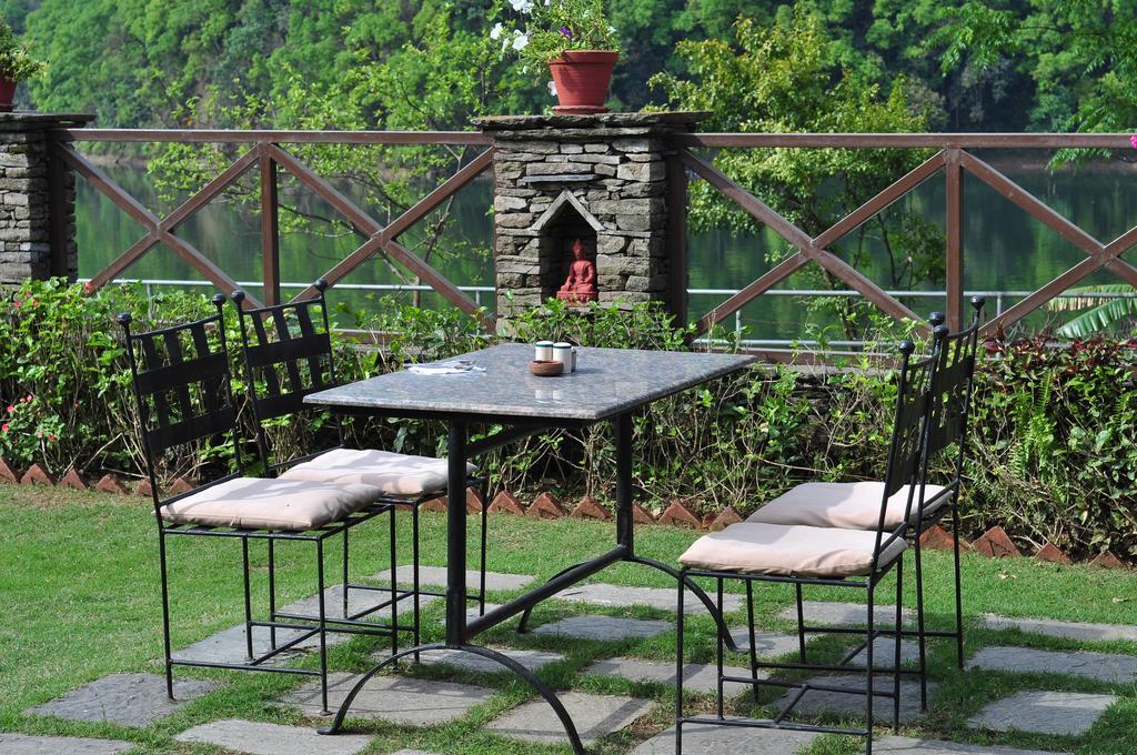 Hotel Trek-O-Tel Pokhara Exterior foto