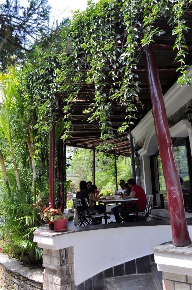 Hotel Trek-O-Tel Pokhara Exterior foto