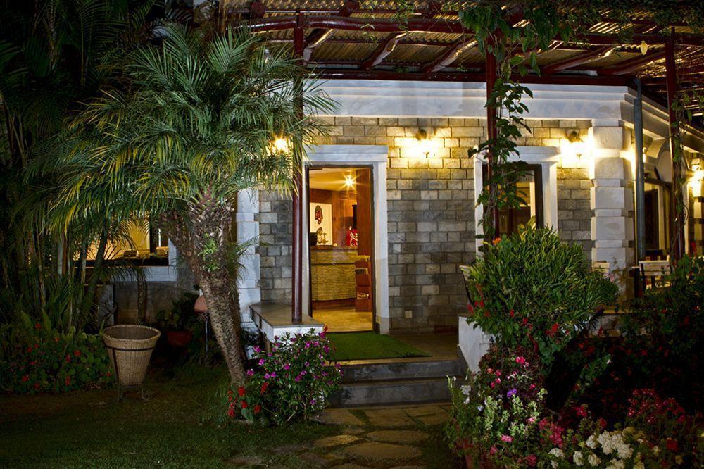 Hotel Trek-O-Tel Pokhara Exterior foto