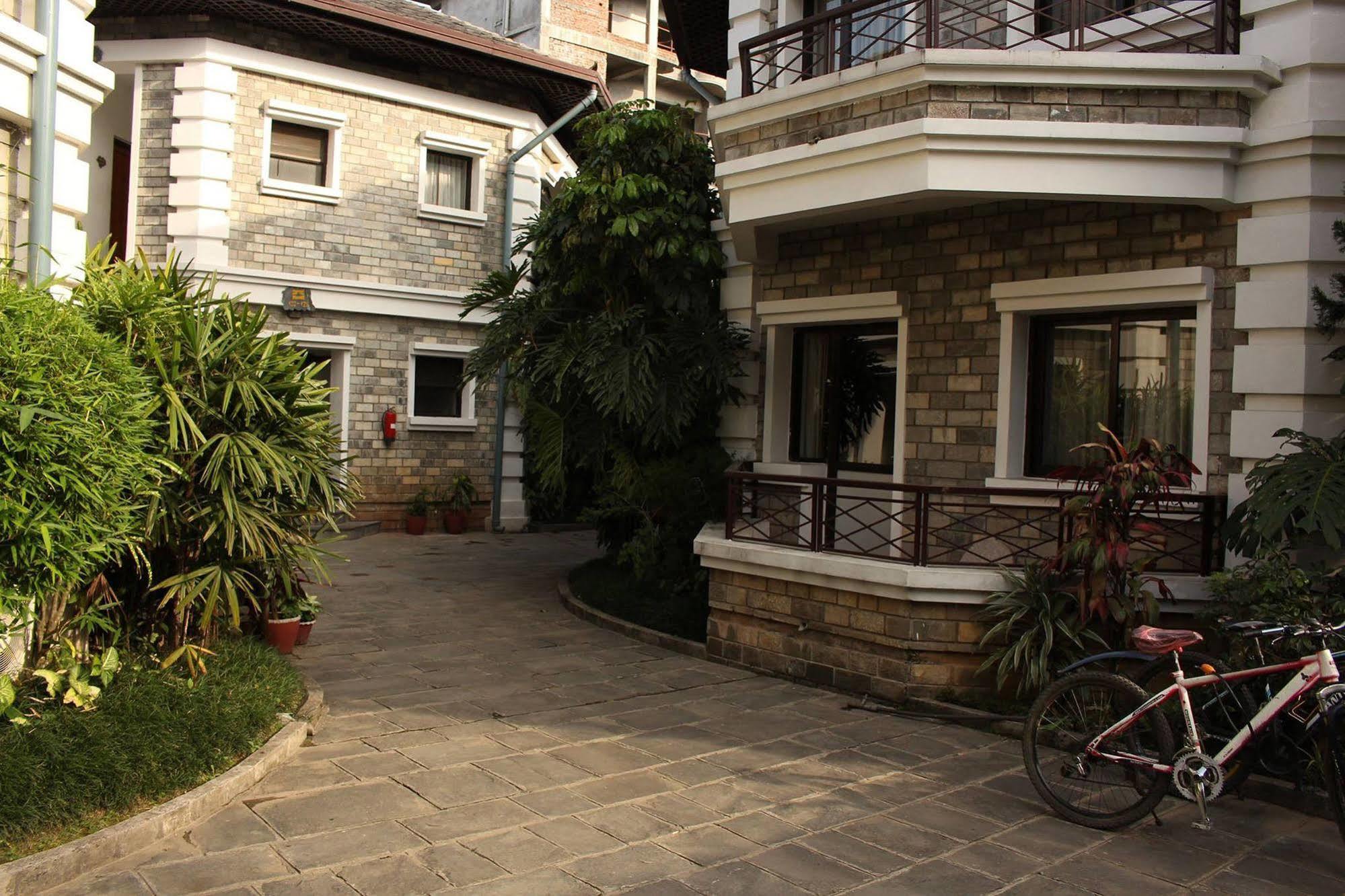 Hotel Trek-O-Tel Pokhara Exterior foto