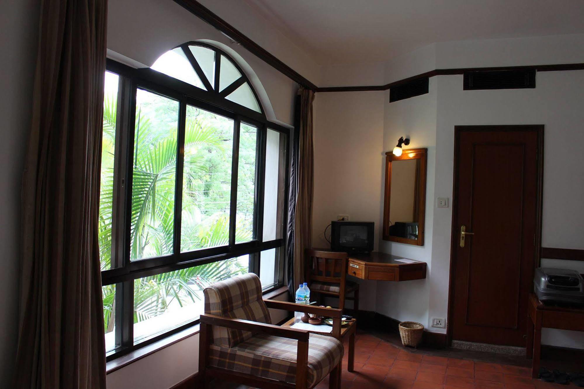 Hotel Trek-O-Tel Pokhara Exterior foto